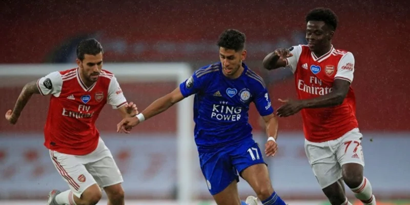 Soi Kèo Leicester vs Arsenal - 19h30 Ngày 15/2/2025 2 Soi kèo Leicester vs Arsenal - Phong độ chạm đáy của Leicester