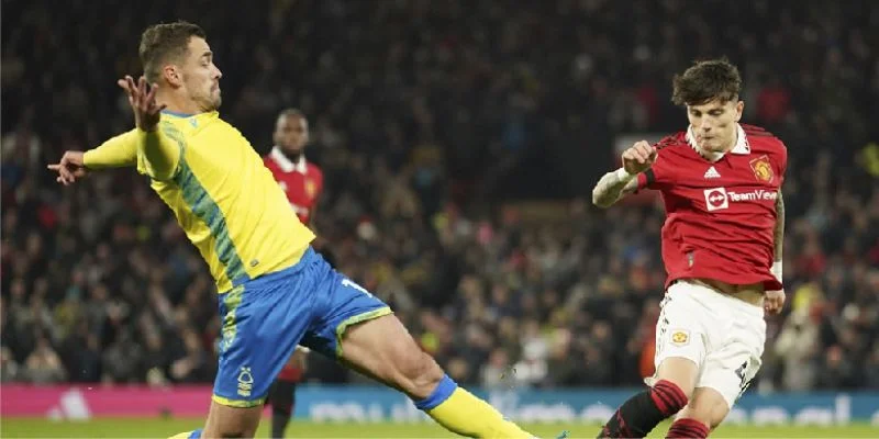 Soi Kèo Nottingham Forest Vs MU Tại CakhiaTV 2h00 - 02/04 3 Phân tích lực lượng để soi kèo Nottingham Forest vs MU và dự đoán đội hình